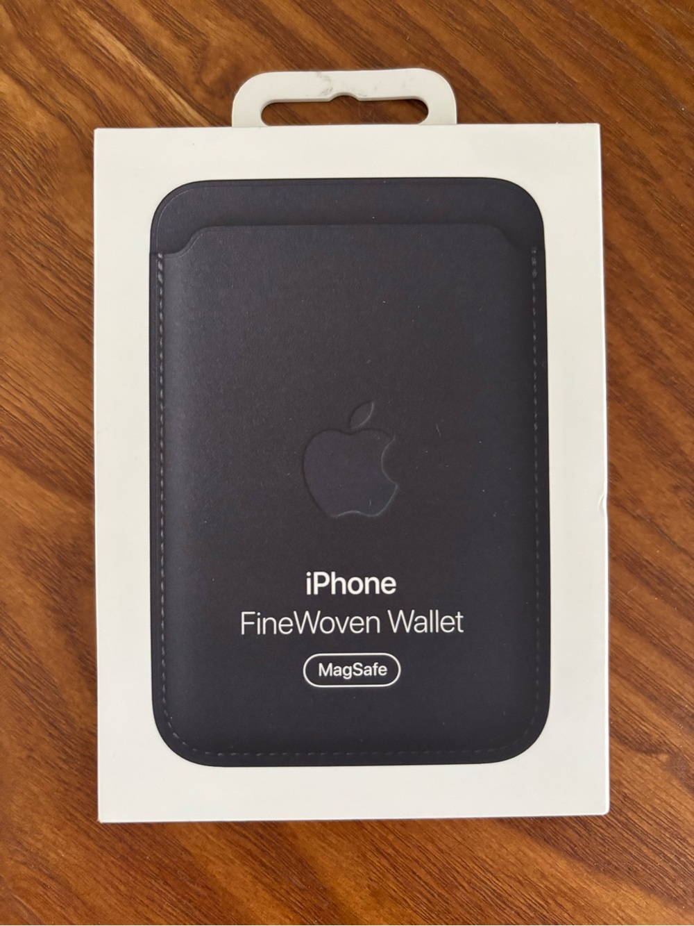 Apple FineWoven MagSafe Wallet - Black